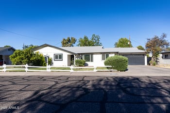 6517 16th Dr, Phoenix, AZ 85015