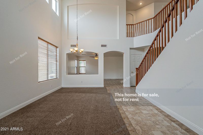6517 W Red Fox Rd, Phoenix, AZ 85083