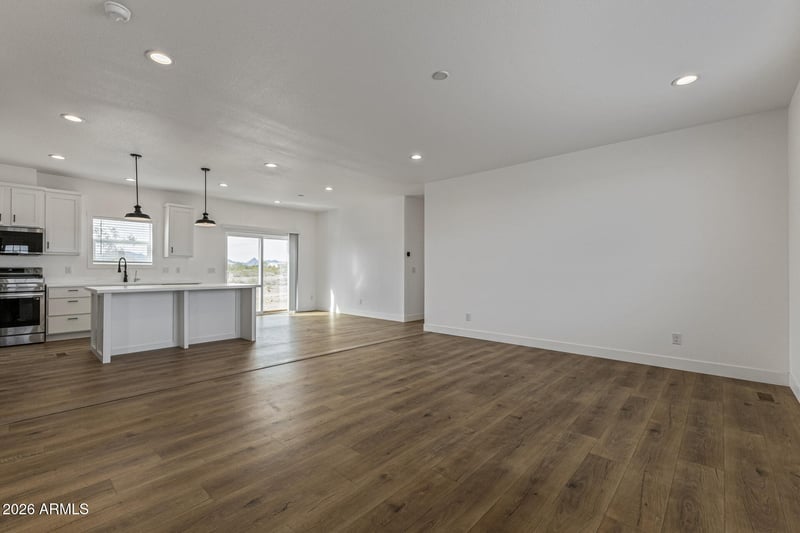 6518 N 416th Dr, Tonopah, AZ 85354