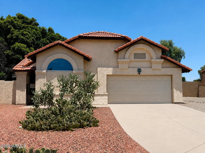 6518 W North Ln, Glendale, AZ 85302