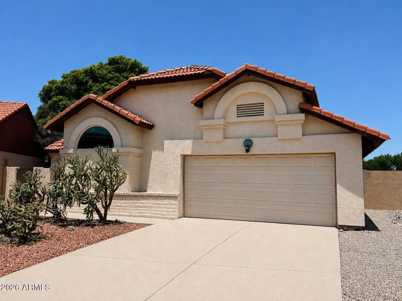 6518 W North Ln, Glendale, AZ 85302