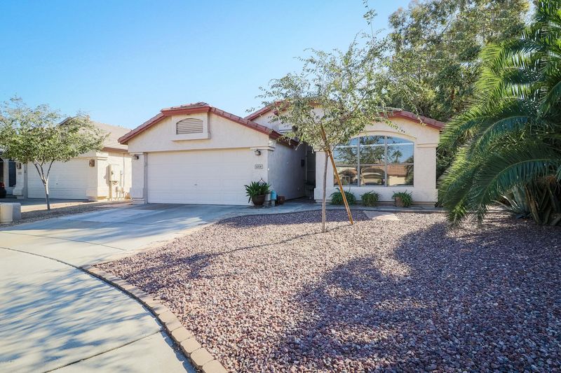6519 W Adobe Dr, Glendale, AZ 85308