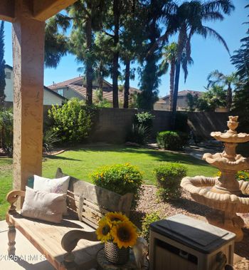 6519 W Crest Ln, Glendale, AZ 85310