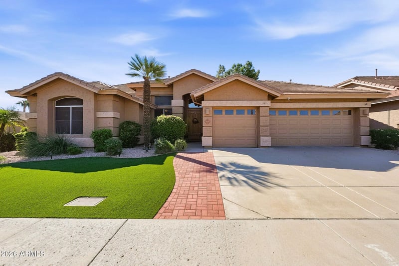 6519 W Crest Ln, Glendale, AZ 85310