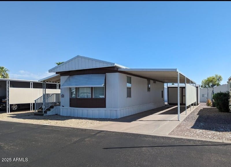 652 Ellsworth Rd #125, Mesa, AZ 85208