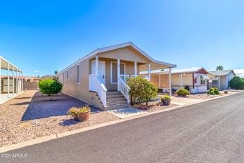 652 Ellsworth Rd #16, Mesa, AZ 85208