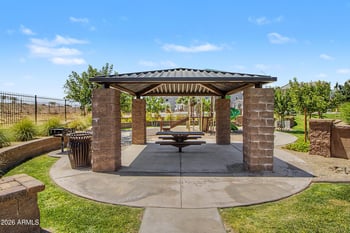 652 Del Rancho Cir, Mesa, AZ 85208