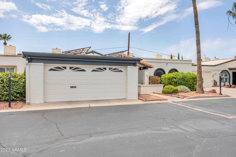6520 N Villa Manana Dr, Phoenix, AZ 85014