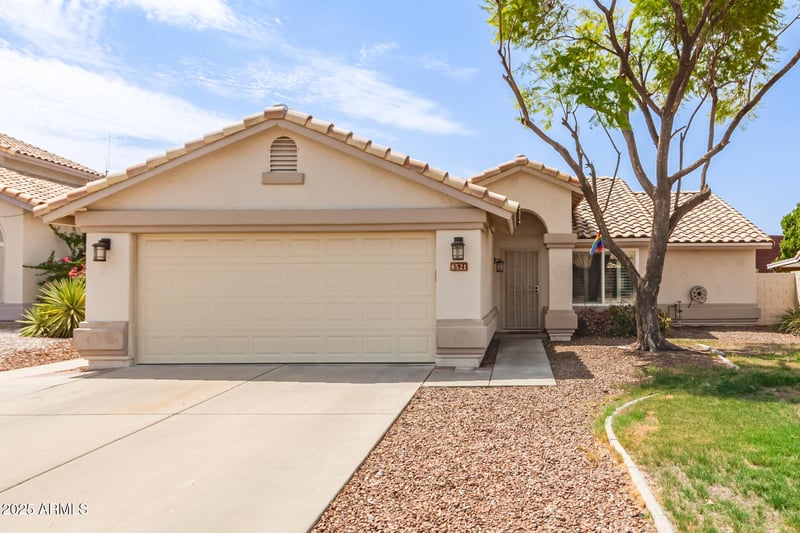 6521 Russell St, Mesa, AZ 85215