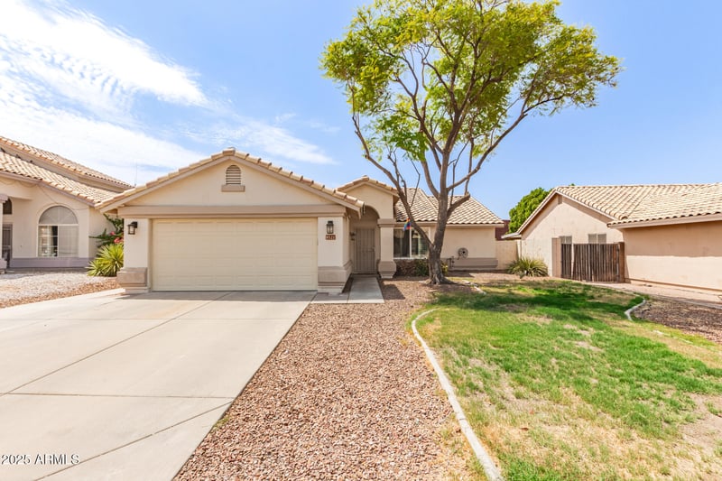 6521 Russell St, Mesa, AZ 85215