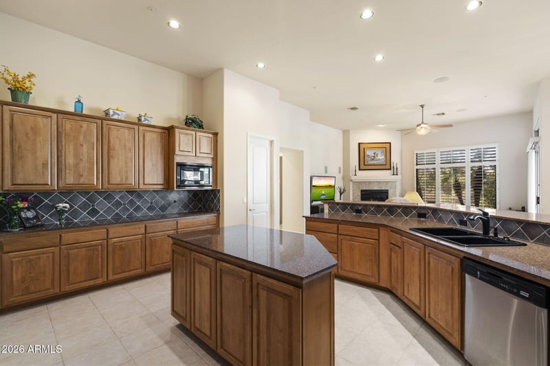 6522 Oberlin Way, Scottsdale, AZ 85266