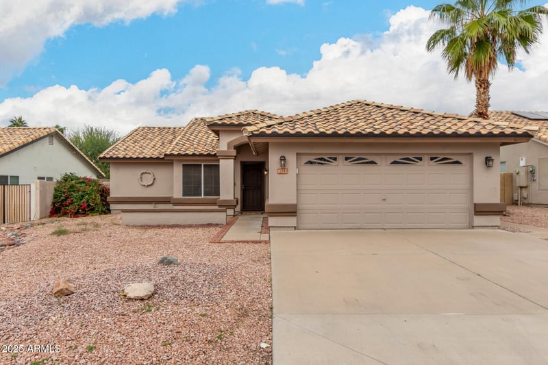 6522 Russell St, Mesa, AZ 85215