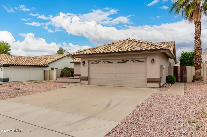 6522 Russell St, Mesa, AZ 85215