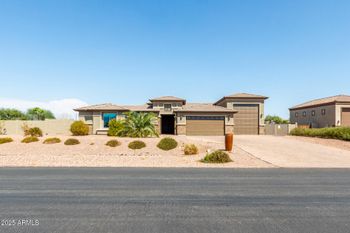 6523 N 135th Dr, Glendale, AZ 85307