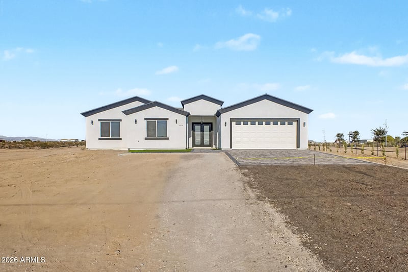 6523 333rd Ave, Tonopah, AZ 85354