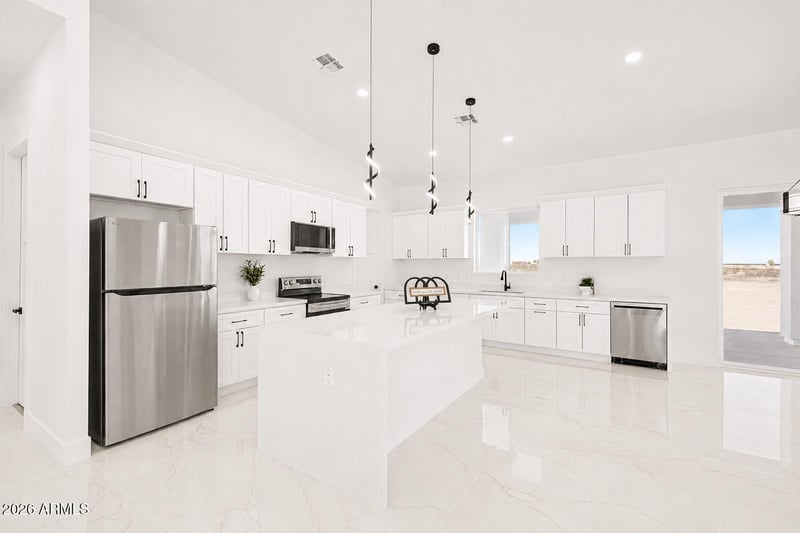 6523 333rd Ave, Tonopah, AZ 85354