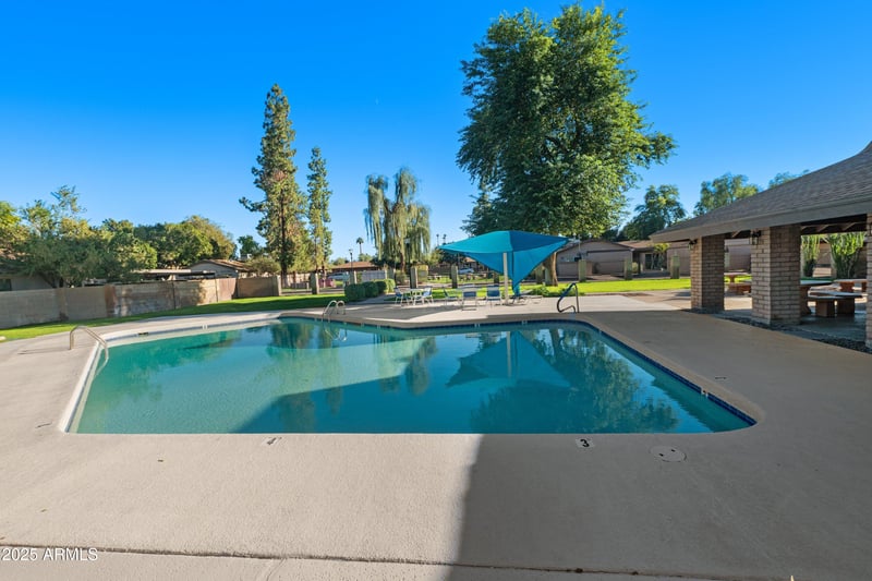 6524 Newberry Rd #B, Tempe, AZ 85283