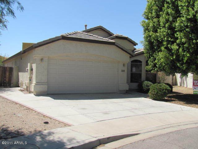 6524 W Adobe Dr, Glendale, AZ 85308