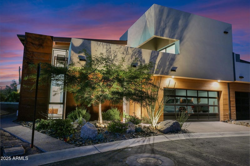 6525 Cave Creek Rd #1, Cave Creek, AZ 85331