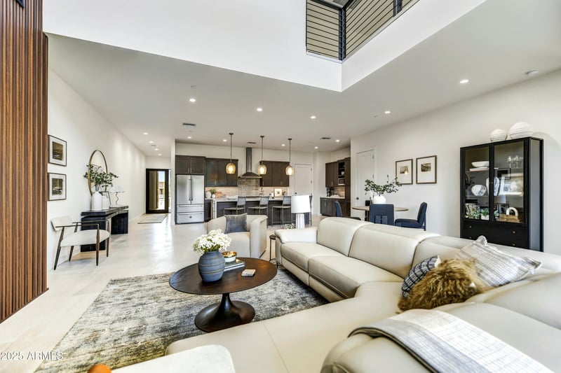 6525 Cave Creek Rd #201, Cave Creek, AZ 85331