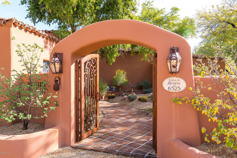 6525 E Bronco Dr, Paradise Valley, AZ 85253