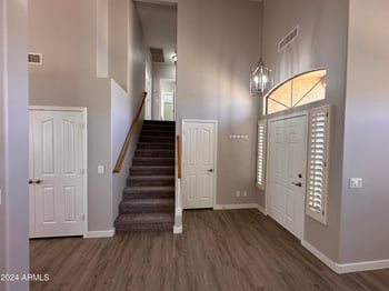 6525 Lariat Ln, Phoenix, AZ 85083