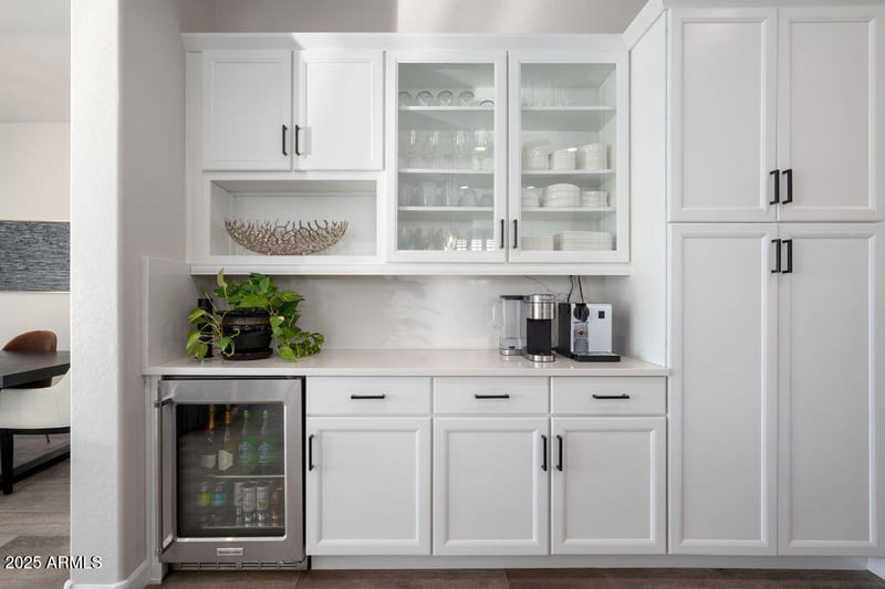 6525 Libby St, Phoenix, AZ 85054