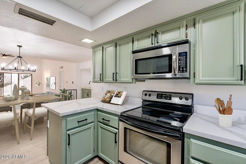 6525 Maryland Cir, Phoenix, AZ 85013