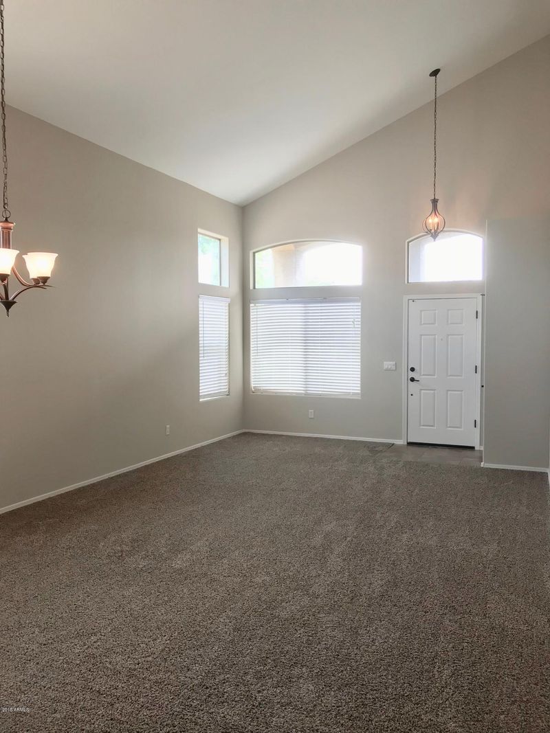 6525 S 37th Dr, Phoenix, AZ 85041