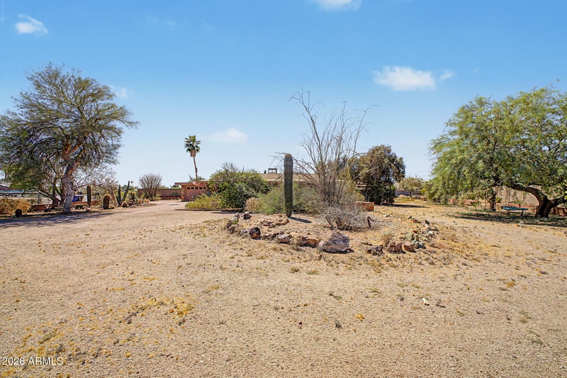 6526 Holly Dr, Mesa, AZ 85215
