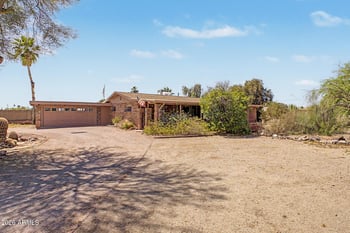 6526 Holly Dr, Mesa, AZ 85215