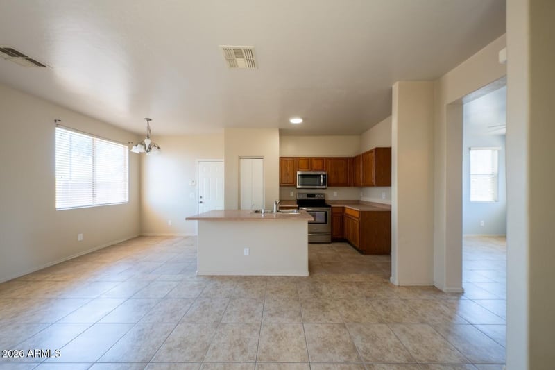 6526 W Monroe St, Phoenix, AZ 85043