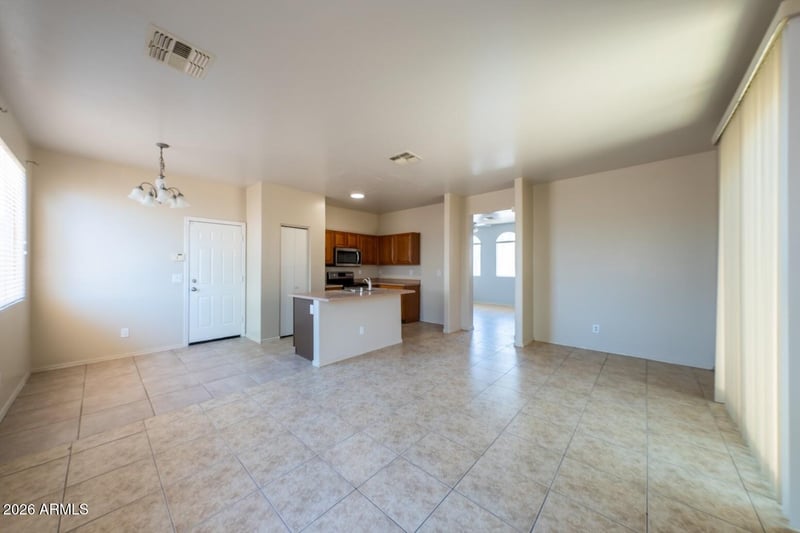 6526 W Monroe St, Phoenix, AZ 85043