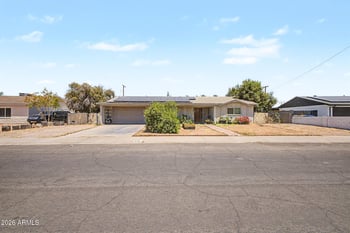 6526 Oregon Ave, Glendale, AZ 85301
