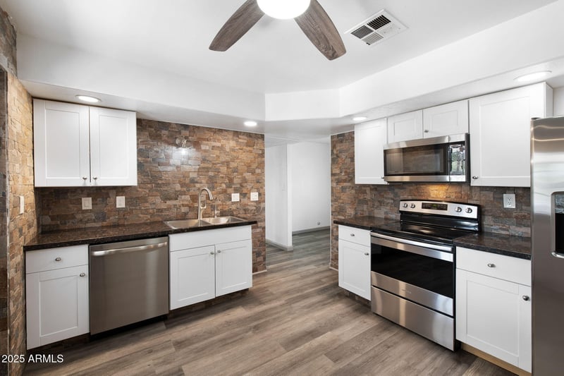 6527 Aspen Ave, Mesa, AZ 85206