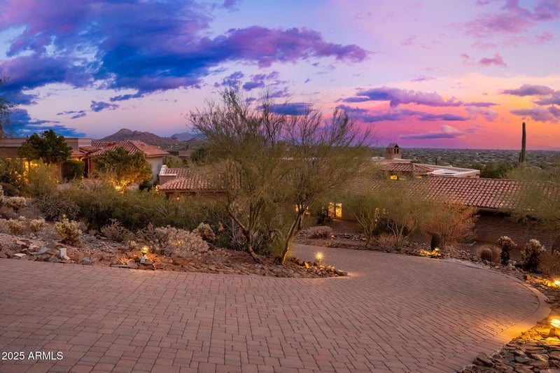 6527 El Sendero Rd, Carefree, AZ 85377