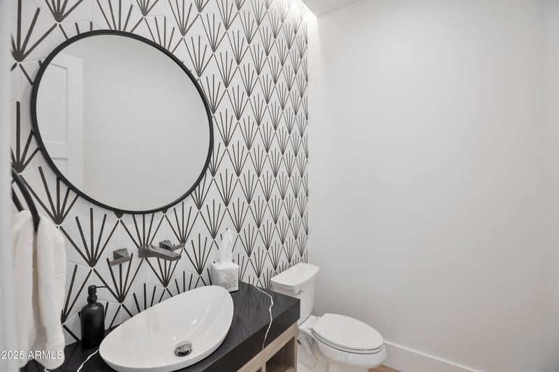 6528 2nd St, Scottsdale, AZ 85251