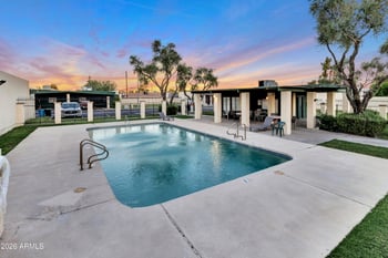 6528 24th Dr, Phoenix, AZ 85015