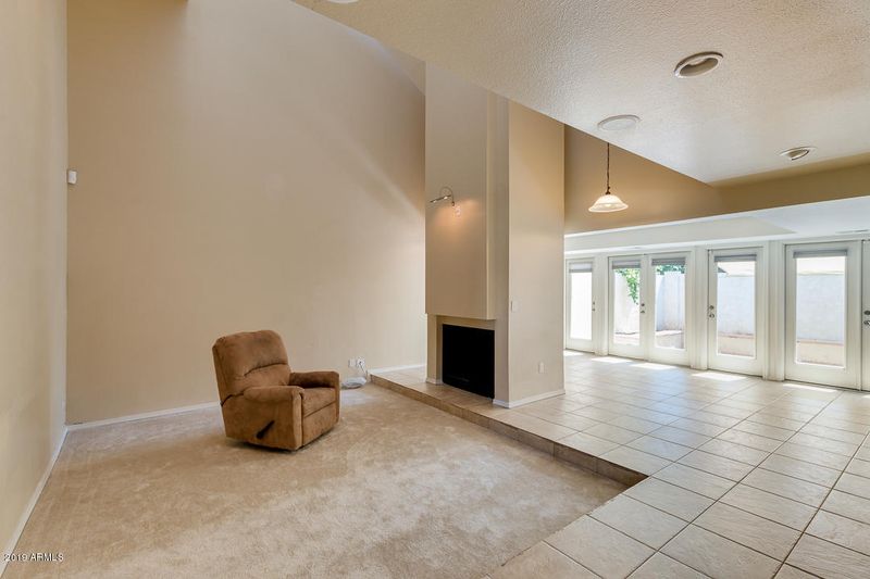 6529 N 10th Pl, Phoenix, AZ 85014