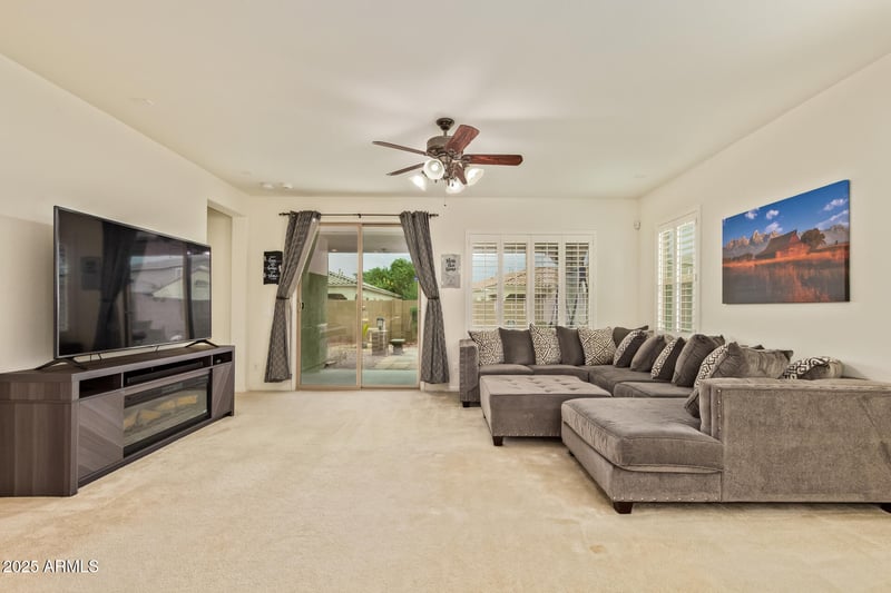 653 202nd Dr, Buckeye, AZ 85326