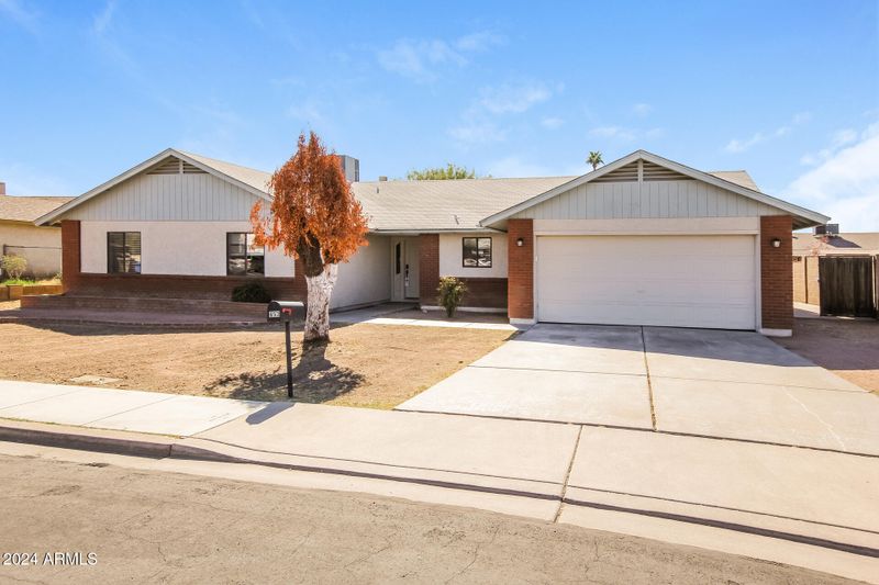 653 E Kramer St, Mesa, AZ 85203