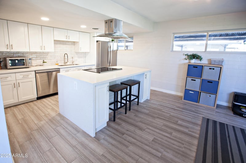 6530 12th St #11, Phoenix, AZ 85014