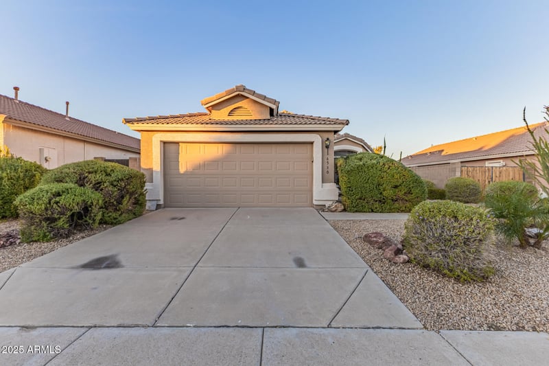 6530 Prickly Pear Trl, Phoenix, AZ 85083