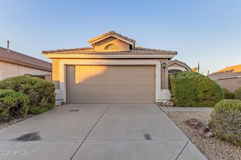 6530 Prickly Pear Trl, Phoenix, AZ 85083