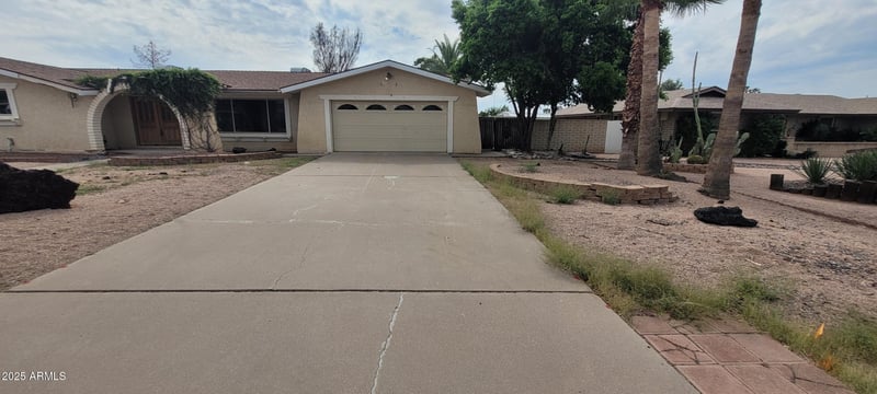 6531 June St, Mesa, AZ 85205