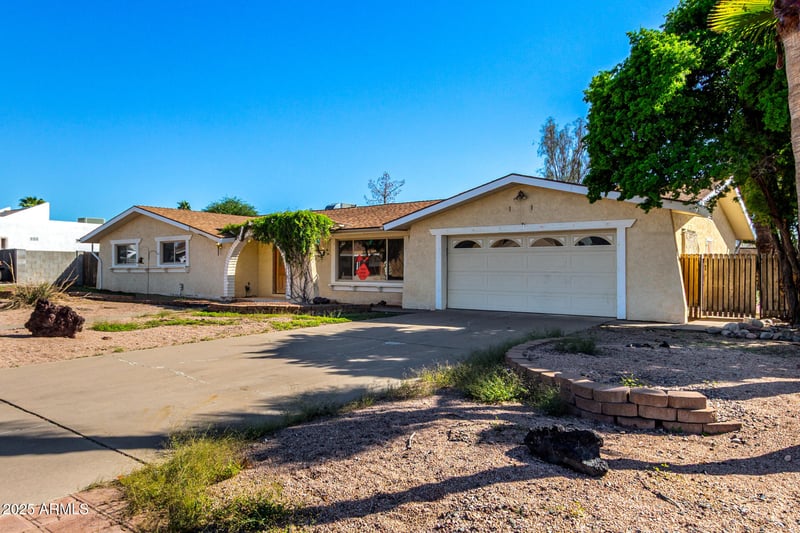 6531 June St, Mesa, AZ 85205