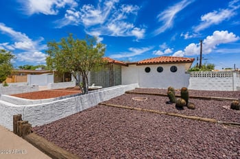 6532 Medlock Dr, Glendale, AZ 85301