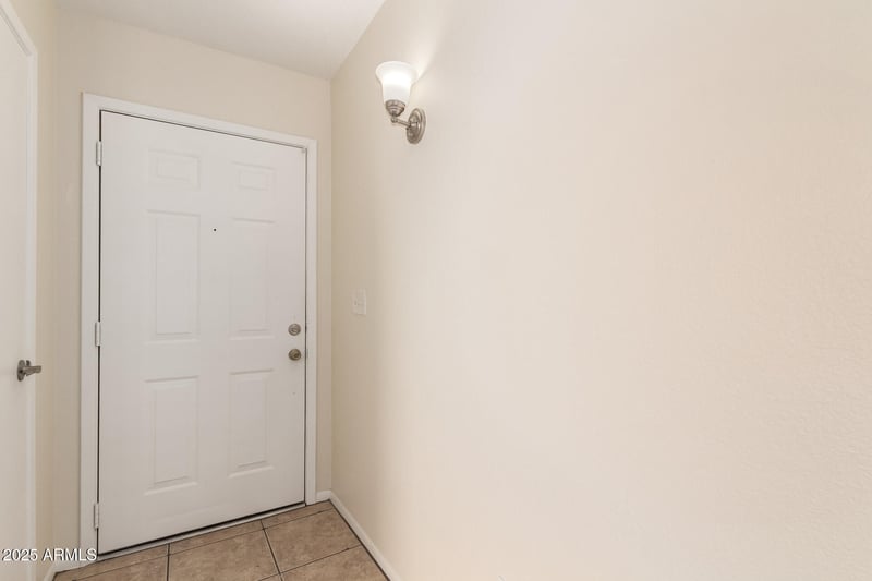 6533 71st Ave, Glendale, AZ 85303