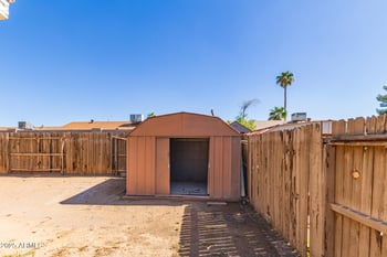 6533 71st Ave, Glendale, AZ 85303