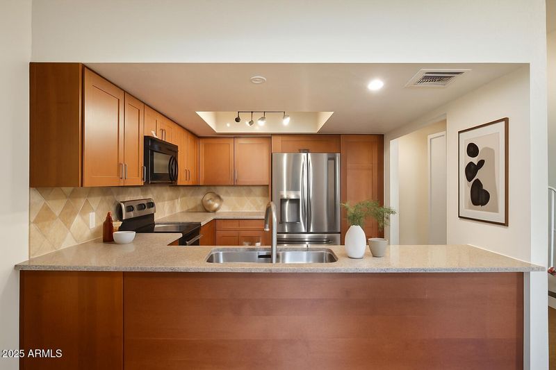 6533 N 7th Ave #2, Phoenix, AZ 85013